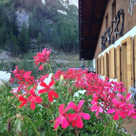 Rifugio Capanna Bill Hotel ร็อคคา ปิเอโตเร ภายนอก รูปภาพ