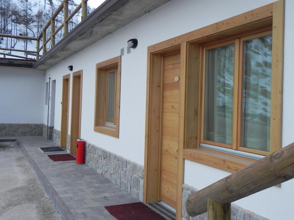 Rifugio Capanna Bill Hotel ร็อคคา ปิเอโตเร ภายนอก รูปภาพ